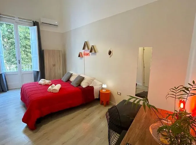 4 Balconi Rooms Paladini B&B E Appartamenti