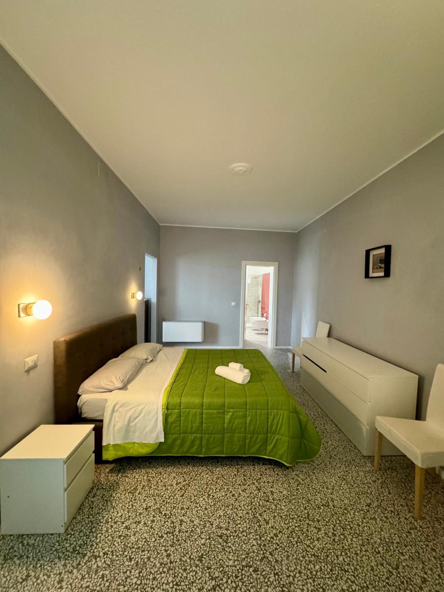 Bed & Breakfast 4 Balconi Paladini E