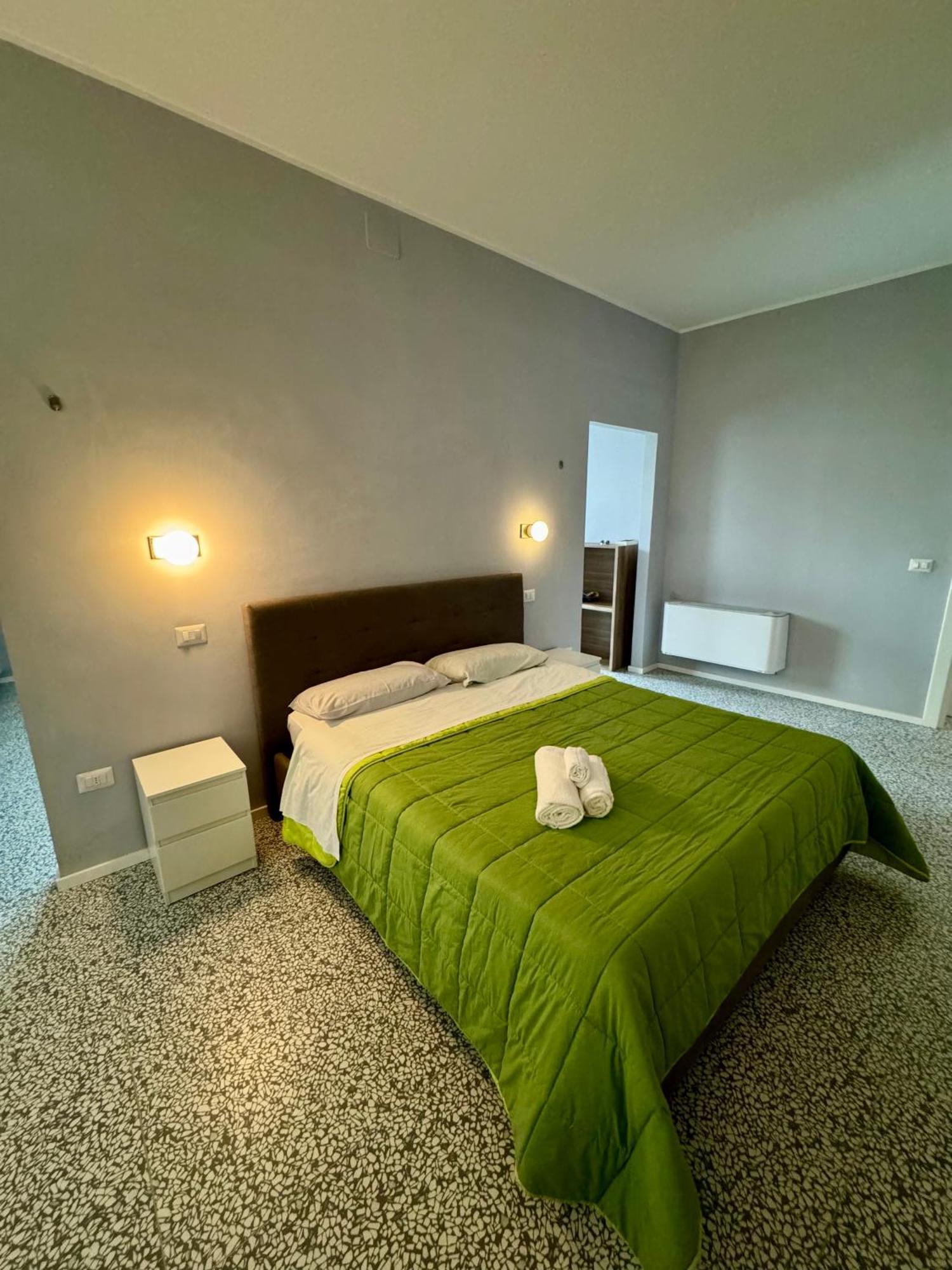 Bed & Breakfast 4 Balconi Paladini E Lecce