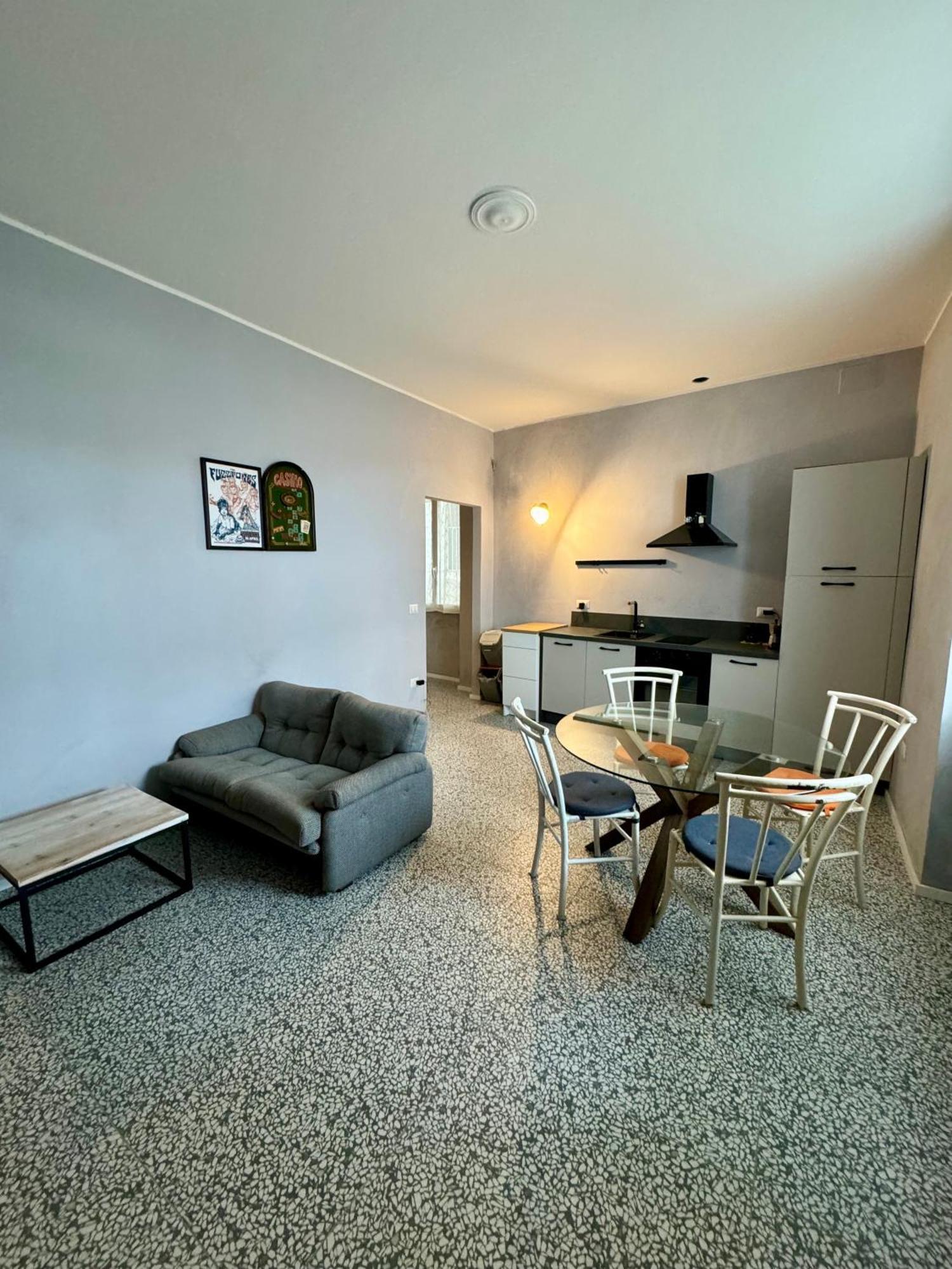 Bed & Breakfast 4 Balconi Paladini E